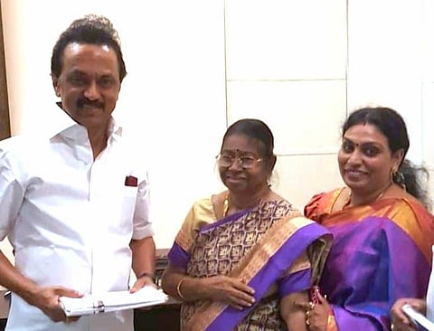 அதிருப்தியில் திமுகவின் முக்கிய பெண் பிரமுகர்?- வெளியேறுகிறார்?