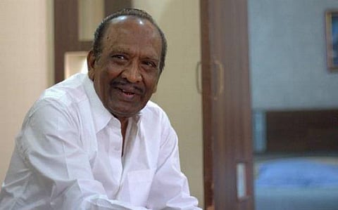 சினிமா தோட்டத்தில் உதிர்ந்த பூ, மக்கள் மனதில் உதிரா பூ: மகேந்திரனுக்கு தயாரிப்பாளர் சங்கம் புகழாஞ்சலி