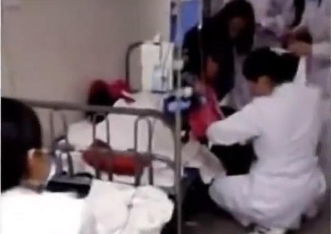 சீனாவில் 23 குழந்தைகளுக்கு விஷ உணவு கொடுத்ததாக ஆசிரியை கைது