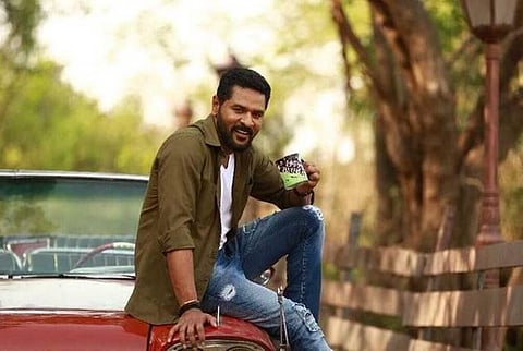 தமிழில் நடிப்பு; இந்தியில் இயக்கம்: பிரபுதேவாவின் திட்டம்