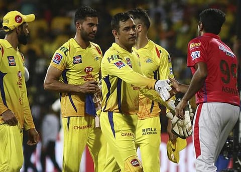 ஸ்பின்னர்களால் முடங்கிய கிங்ஸ் லெவன்; திடீரென வறண்ட பவுண்டரிகள்:  எளிதில் வென்று சிஎஸ்கே முதலிடம்