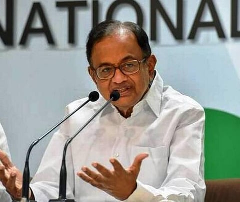 ﻿சிவகங்கையில் ‘தலைகாட்டாத’ காங்கிரஸ் தலைகள்﻿: தந்தையை மட்டும் நம்பியிருக்கும் தனயன்﻿