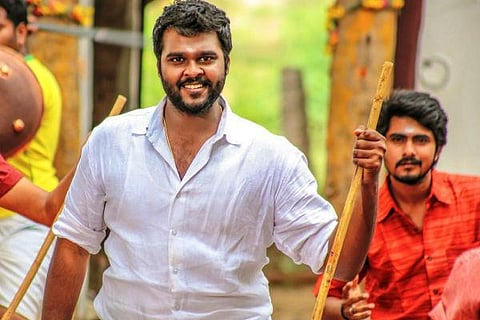 எங்கள் கட்சிக்கு பிரச்சாரம் செய்தால், அது குடும்ப அரசியலா? - விஜயகாந்த் மகன் கேள்வி