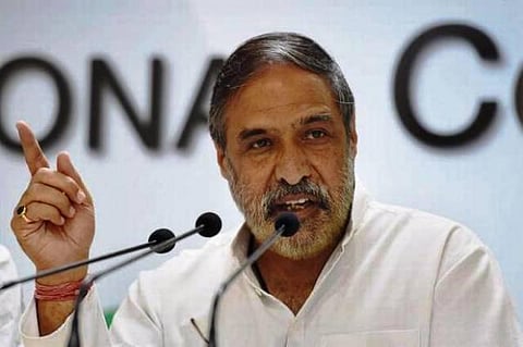 பிரதமர் மோடியின் ஹெலிகாப்டரில் சந்தேகத்துக்கு இடமான கறுப்பு பெட்டி:  விசாரணை கோரும் காங்கிரஸ்