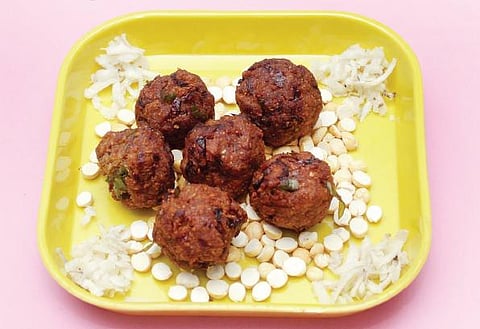 வாழை சமையல்: வாழைக்காய் உருண்டை