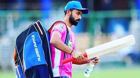 ராஜஸ்தான் ராயல்ஸ் அணியின் கேப்டன் பொறுப்பில் இருந்து ரஹானே திடீர் நீக்கம்