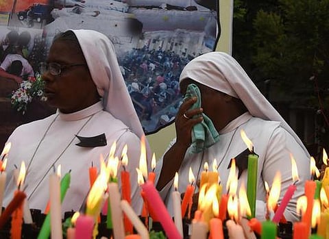 இலங்கை குண்டுவெடிப்பு: பலியான வெளிநாட்டினர் எண்ணிக்கை 42 ஆக அதிகரிப்பு