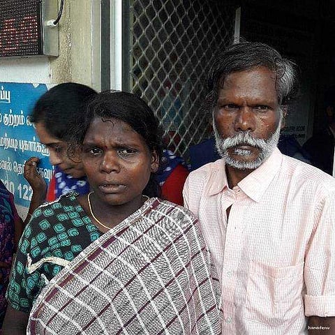 பொள்ளாச்சி அரசு மருத்துவமனையில் பட்டப்பகலில் பச்சிளங்குழந்தை திருட்டு