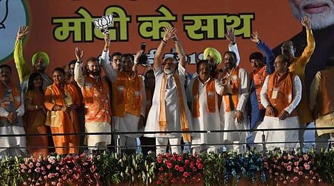 ஐ.என்.எஸ்.விராட் கப்பலை தன் சொந்த டாக்ஸியாகப் பயன்படுத்தினார் ராஜீவ் காந்தி: பிரதமர் மோடி கடும் சாடல்