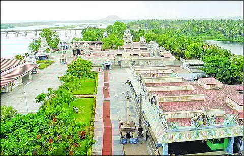 தோஷங்களை நீக்கும் பவானி சங்கமேஸ்வரர்!