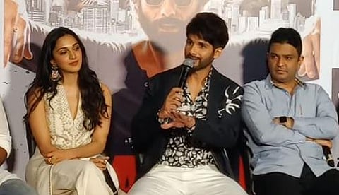 நல்லவனாக மட்டுமே நடிக்க முடியாது: பெண் பத்திரிகையாளருக்கு ஷாகித் கபூர் பதில்