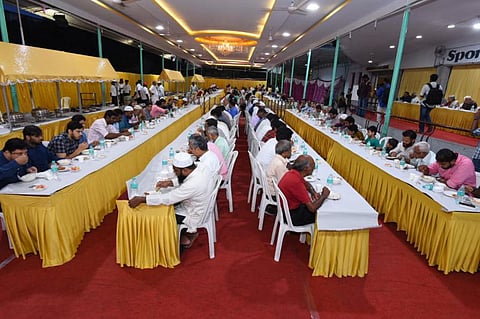 சென்னை எஸ்.ஐ.இ.டி வளாகத்தில் நடந்த மத நல்லிணக்க இப்தார்: ஏராளமானோர் பங்கேற்பு