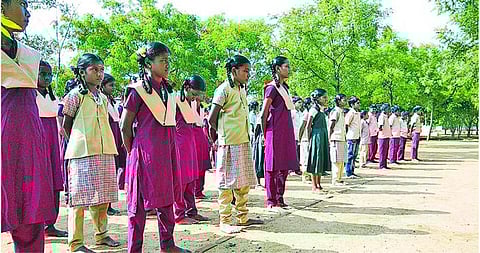 6 ஆண்டுகளாக சதம்! -  அசத்தும் அரசுப் பள்ளி