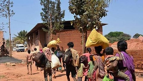 மனிதர்களை வைத்து நடக்கும் மனித வணிகம்: கொத்தடிமை முறையும் மனிதக் கடத்தலும்