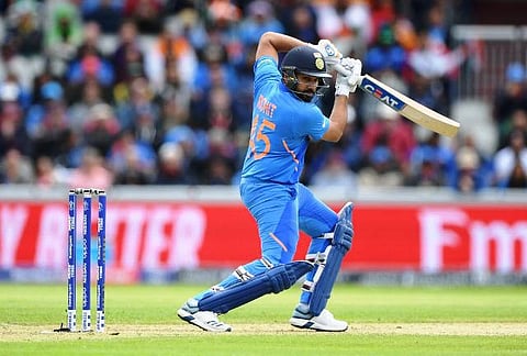 ரோஹித் சர்மா அபார சதம் : சச்சின், தோனி சாதனை முறியடிப்பு