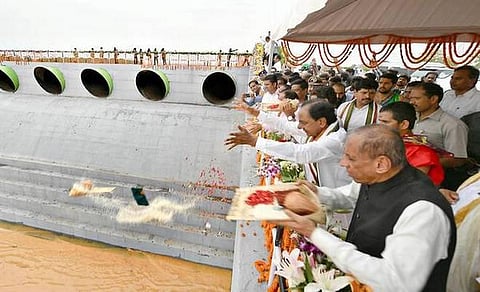 தெலங்கானாவின் கல்லணை காலேஸ்வரம்!