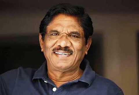 இயக்குநர் சங்கத் தலைவர் பதவி ராஜினாமா: தயாரிப்பாளர் சங்கத் தலைவர் பதவிக்கு பாரதிராஜா போட்டி - பின்னணி என்ன?