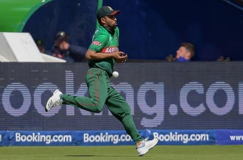 ரோஹித்துக்கு கேட்சை விட்ட தமிம் இக்பால் : ரோஹித் சர்மா, ராகுல் அரைசதங்கள்; இந்தியா அபாரத் தொடக்கம்