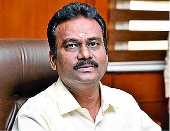 தமிழகத்தில் முதன்முறையாக ‘டாப் ஸ்டூடன்ட்ஸ்’ கிளாஸ்’ திட்டம்: மாநகராட்சி பள்ளி மாணவர்களுக்கு ‘நீட்’, ‘ஜே.இ.இ.’: தேர்வுக்கு பயிற்சி ஆணையர் ச.விசாகன் தகவல்