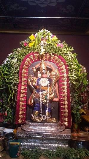 வெற்றி தரும் வெற்றிலை மாலை