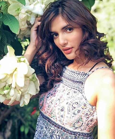 என் வாயைக் கட்டிவிட்டார்கள்! - நடாஷா சிங் பேட்டி