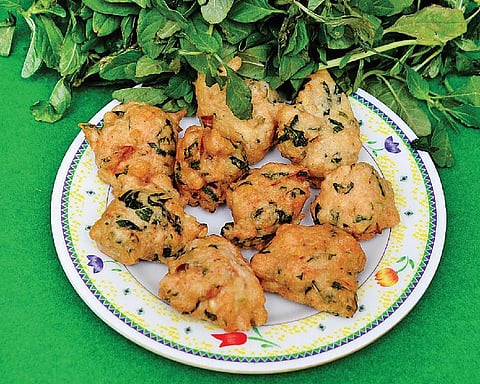 தலைவாழை: அரைக்கீரை போண்டா