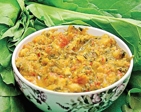 தலைவாழை: பசலை ஆலு சாகு