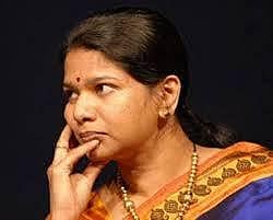 லாரிகள் வேலை நிறுத்தத்தை முடிவுக்கு கொண்டு வர வேண்டும்: கனிமொழி வலியுறுத்தல்