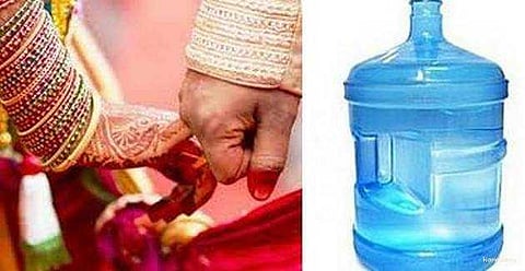 அம்பத்தூரில் மணமக்களுக்கு 5 லிட்டர் தண்ணீர் கேன்களை பரிசாக வழங்கிய நண்பர்கள்