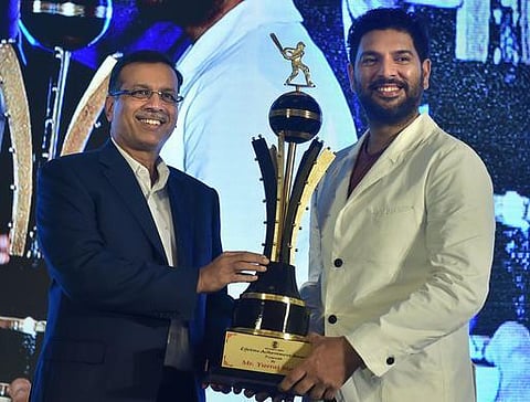 ஐபிஎல் கிரிக்கெட்டில் ஓன்று அல்லது 2 அணிகளுடன் நிலைபெற முடியாமல் போனது: யுவராஜ் சிங் வருத்தம்