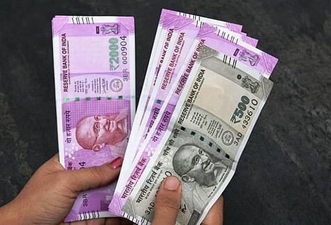 வேலூர் மக்களவைத் தொகுதியைக் கண்காணிக்கும் வருமான வரித்துறை:பணப் பட்டுவாடாவைத் தடுக்க புகார் எண் வெளியீடு