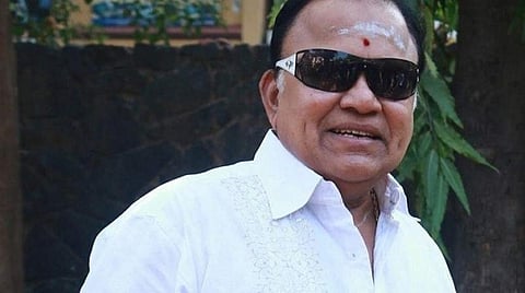 அழகிரியிடம் ராதாரவி சொன்ன சீக்ரெட்!