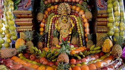 நம் சோகம் தீர்க்க காத்திருக்கிறாள் அம்மன்! - ஆடி வெள்ளி மகிமை