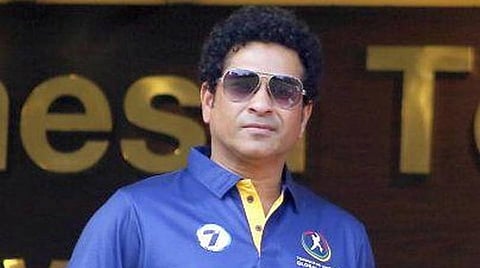 சச்சின் டெண்டுல்கர், ஆலன் டோனல்டுக்கு புதிய மகுடம்