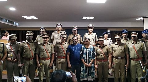 ''சினிமாவில் பார்த்தது என் வாழ்க்கையில் நடந்தபோது அதிர்ந்துபோனேன்'' - மீட்கப்பட்ட சிறுமியின் தந்தை உருக்கம்