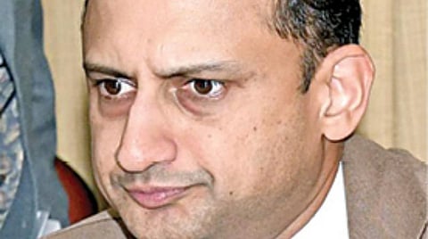 அரசு கடன் வாங்குவது பெரும் பாதிப்பை ஏற்படுத்தும்; ரிசர்வ் வங்கியின் துணை கவர்னர் வீரல் ஆச்சார்யா எச்சரிக்கை