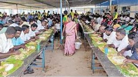 புதுகை வடகாடு மொய் விருந்தில் ரூ.4 கோடி வசூல்