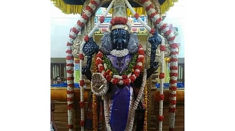 நின்ற கோலத்தில் அருள்பாலிக்கும் அத்திவரதர்; ஆகஸ்ட் 17 வரை தரிசனம்