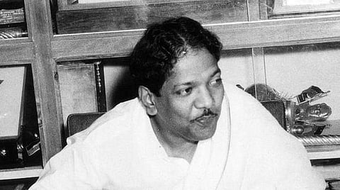 நெட்டிசன் நோட்ஸ்: கருணாநிதி நினைவுதினம் - நூற்றாண்டு உழைப்பின் 
ஓராண்டு ஓய்வு .!! 