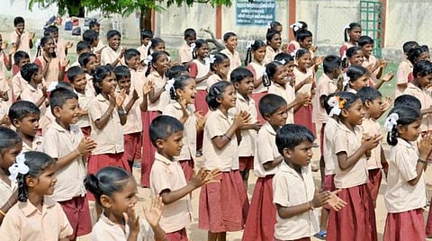 ஒருங்கிணைந்த பள்ளிக் கல்வி திட்டம் ஆசிரியர்களுக்கு மன உளைச்சலை ஏற்படுத்தும்: தமிழ்நாடு ஆசிரியர் சங்கம்