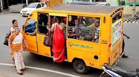 அளவுக்கு மீறி நபர்களை ஏற்றிச்செல்லும் ஆட்டோ, ஷேர் ஆட்டோக்கள் மீது கடும் நடவடிக்கை: தமிழக போக்குவரத்துத் துறை எச்சரிக்கை
