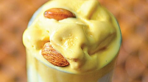 தலைவாழை: ஐஸ்கிரீம்