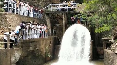 ஆழியாறு அணையில் இருந்து பழைய ஆயக்கட்டு பாசனத்திற்கு தண்ணீர் திறப்பு: விவசாயிகள் மகிழ்ச்சி