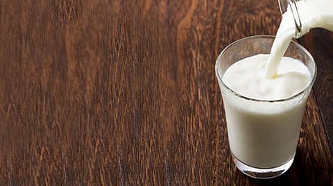 பாலும் கசக்குமோ?- விலை உயர்வை குறைக்க வலியுறுத்தல்!