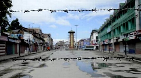 காஷ்மீருக்கு சிறப்பு அந்தஸ்து ரத்து: எதிர்ப்பவர்களுக்கு தடுப்புக் காவல்; தனியார் இடத்துக்கு தேவை அதிகரிப்பு