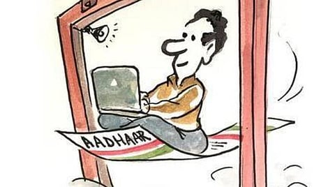 சமூக வலைதளப் பயனாளர் சுய விவரத்தில் ஆதார் எண் இணைப்பு விவகாரம்: 'டார்க் வெப்’ அபாயங்கள் குறித்து உச்ச நீதிமன்றம் கவலை