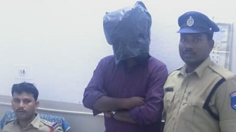 சென்னை மென்பொறியாளர் கைது: ஸ்டார் ஓட்டலில் வேலை என மோசடி; 16 மாநிலங்களில் 600 இளம்பெண்களிடம் ஆபாசபடம், காணொலி எடுத்து மிரட்டல்