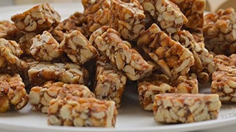 கோவில்பட்டி கடலை மிட்டாய்க்கு விரைவில் புவிசார் குறியீடு﻿: ﻿அமைச்சர் கடம்பூர் ராஜு தகவல்﻿