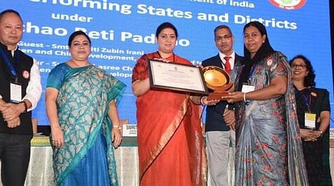 பெண் குழந்தைகள் பிறப்பு விகிதத்தில் வளர்ச்சி: நாமக்கல் மாவட்டத்துக்கு தேசிய விருது