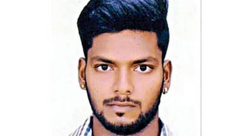 இந்திய வலு தூக்குதல் கூட்டமைப்பின் அங்கீகார கடிதம் கிடைக்காததால் சர்வதேச போட்டியில் பங்கேற்கும் 60 வீரர்களின் கனவு தகர்ந்தது: தமிழகத்தைச் சேர்ந்த 7 பேரும் தவிப்பு